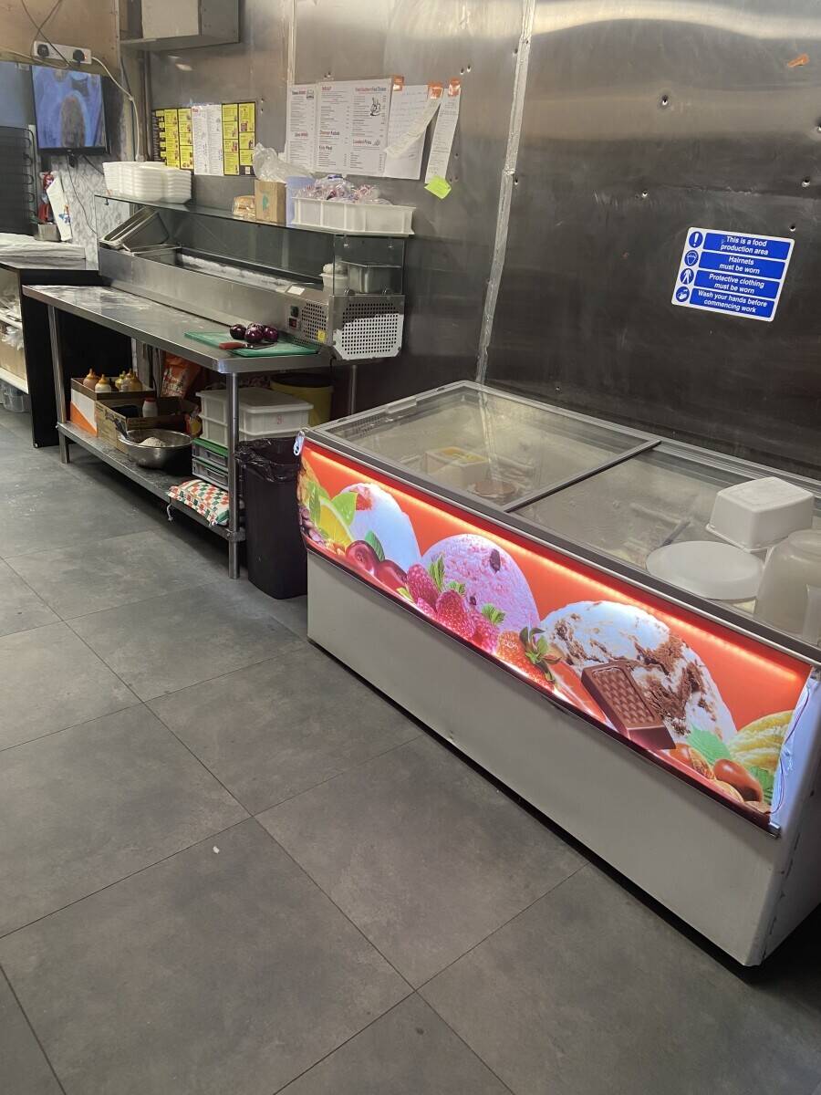 Pizza Shop for sale in Dudley West Midlands. Sheriffs pizza Photo 1