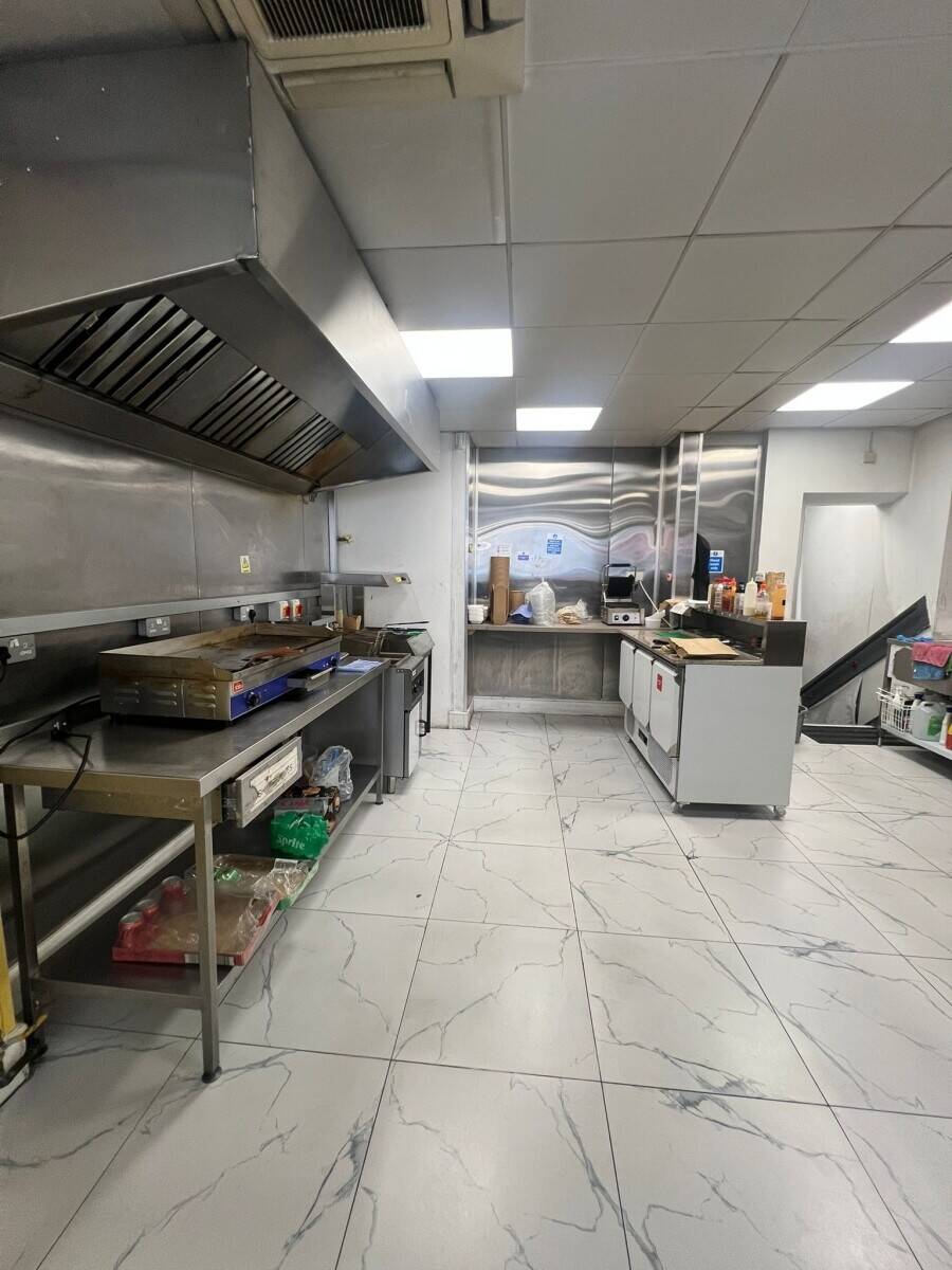 Fully Equipped Greek Restaurant Takeaway - Prime Croydon Location Photo 1