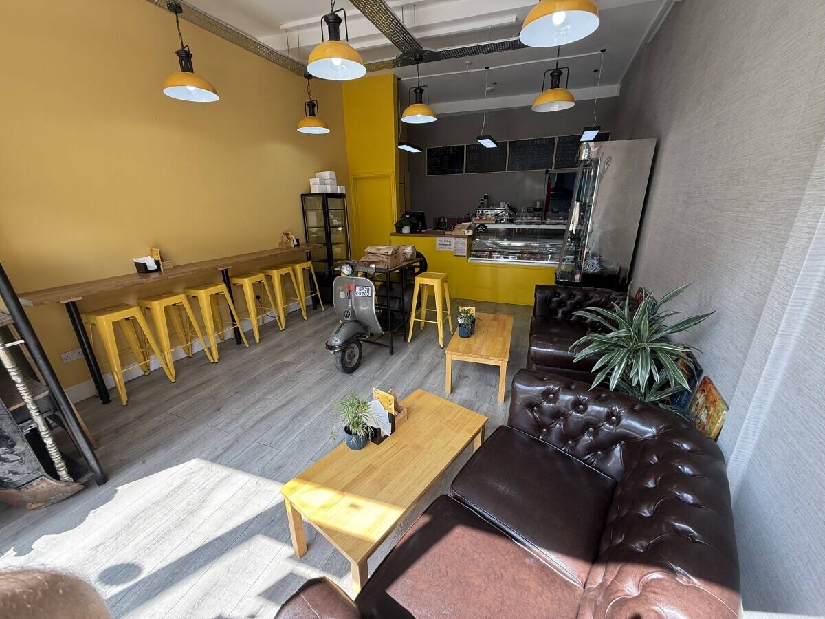 Coffee shop/Bagel shop