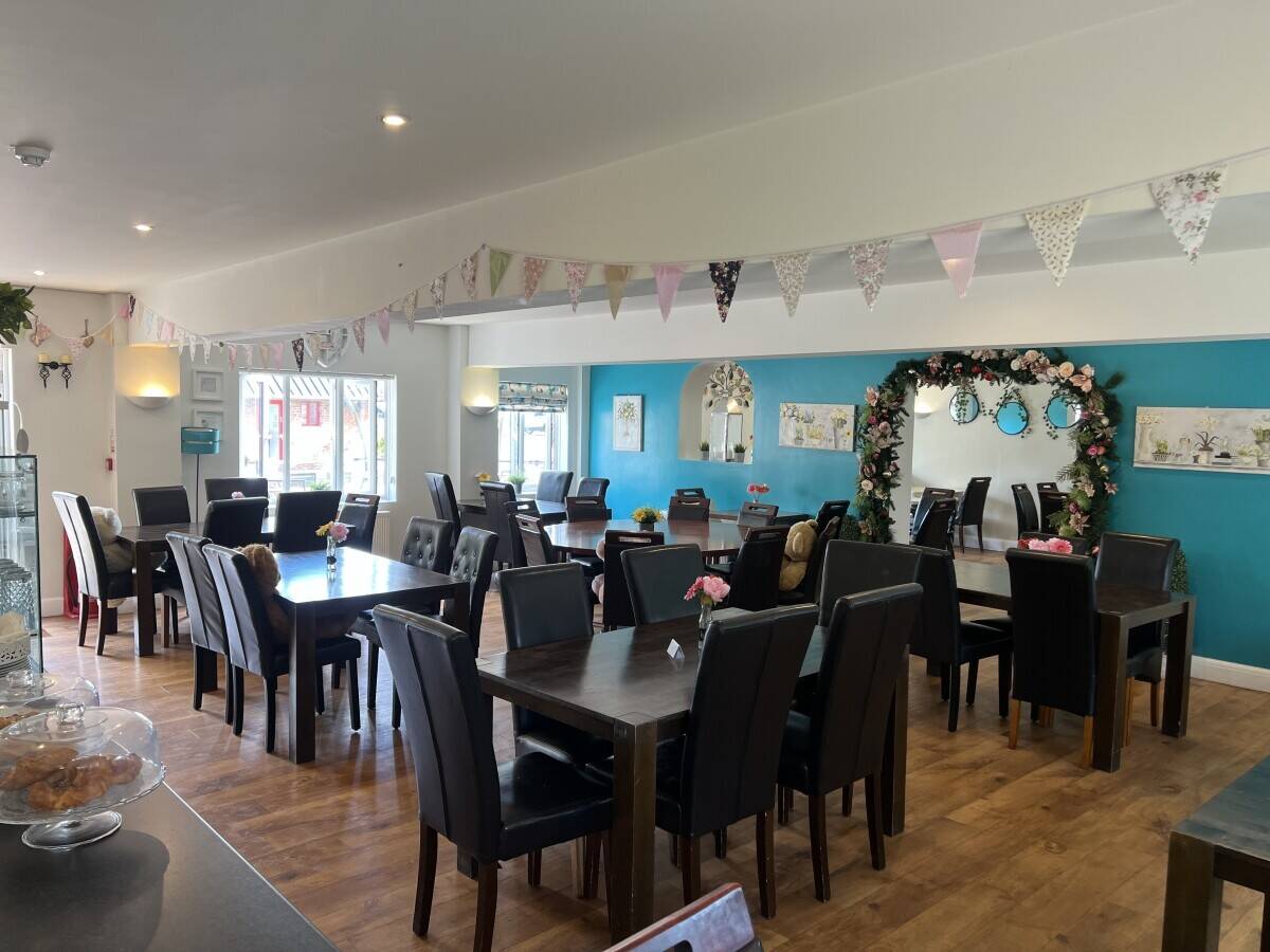 Restaurant coffee shop for sale in Landmark location National Fruit Farm Photo 1