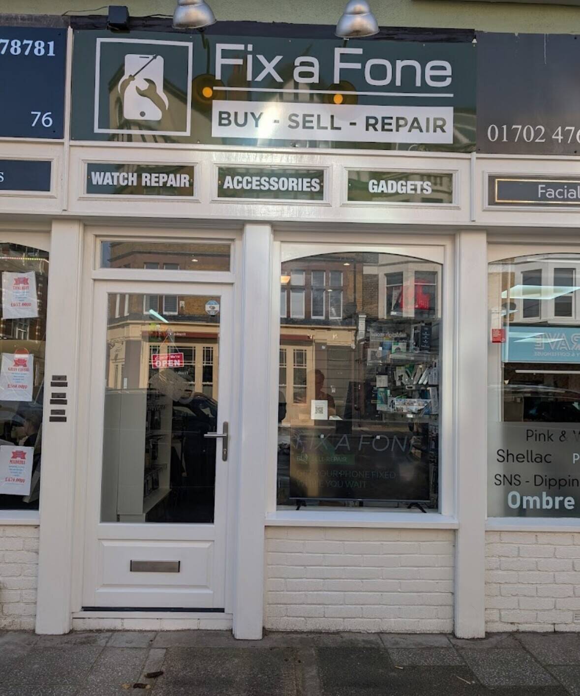 Mobile Phone Shop with Repair Station for Sale broadway leigh on sea ESSEX