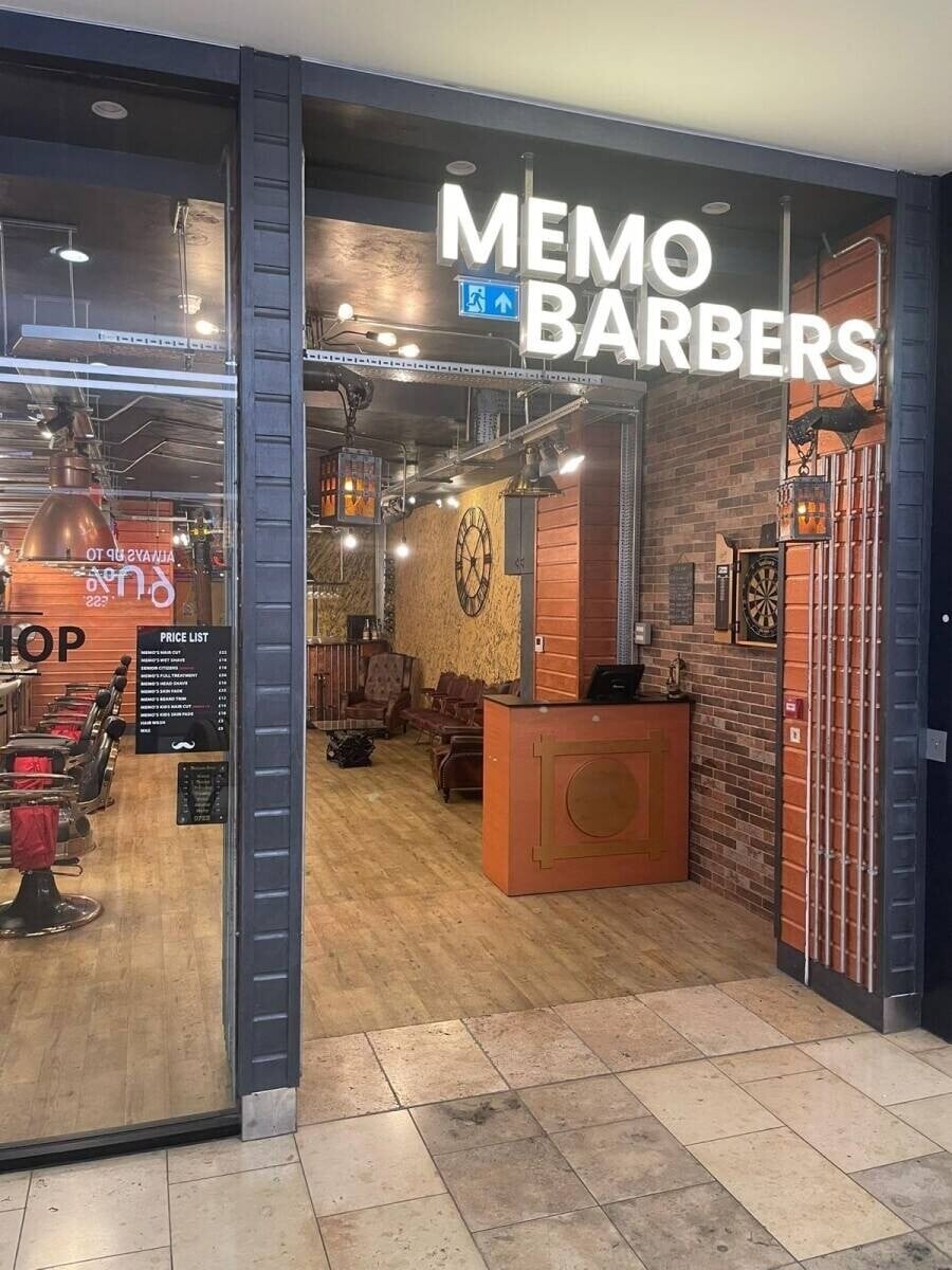 Barbers for sale in Wandsworth London near TK Maxx Photo 2