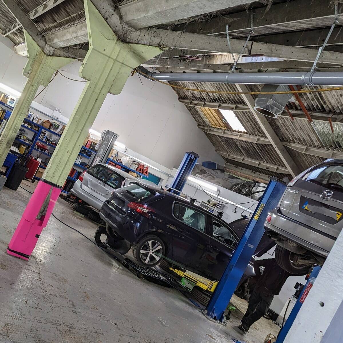 Busy MOT Centre and Repairs Workshop for Sale in Weymouth