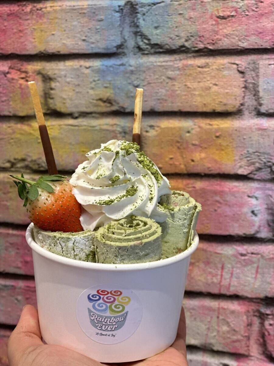 Rolled ice cream bussiness for sale in Dundee
