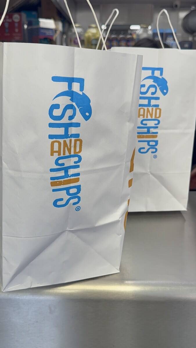Fish chips shop can add pizza in HUll HU7 4TA Photo 2
