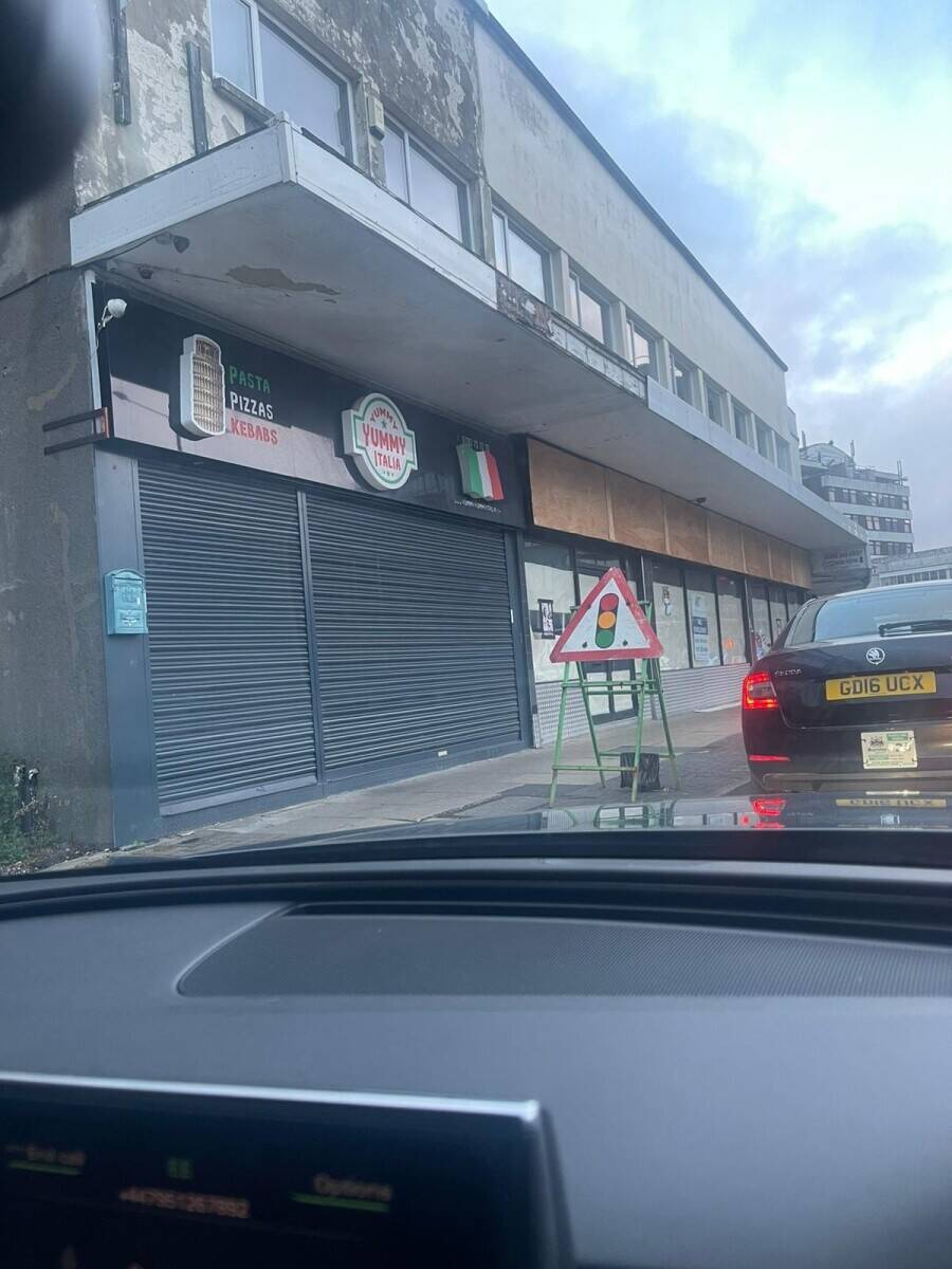 Established Pizza Italian Takeaway Business for sale in Burnley Lancashire.

