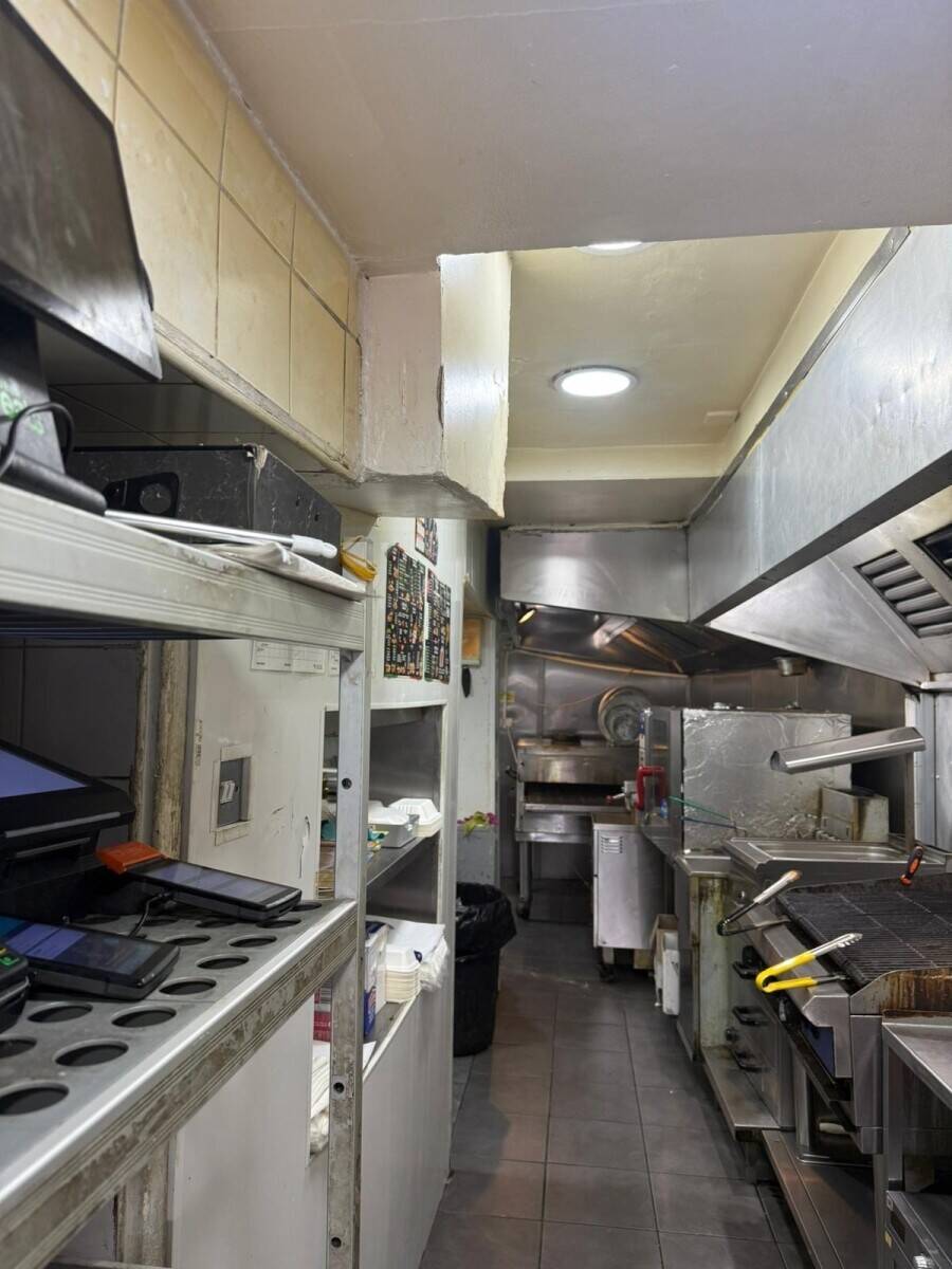 Fast food restaurant for sale in Cheltanam Gloucestershire 