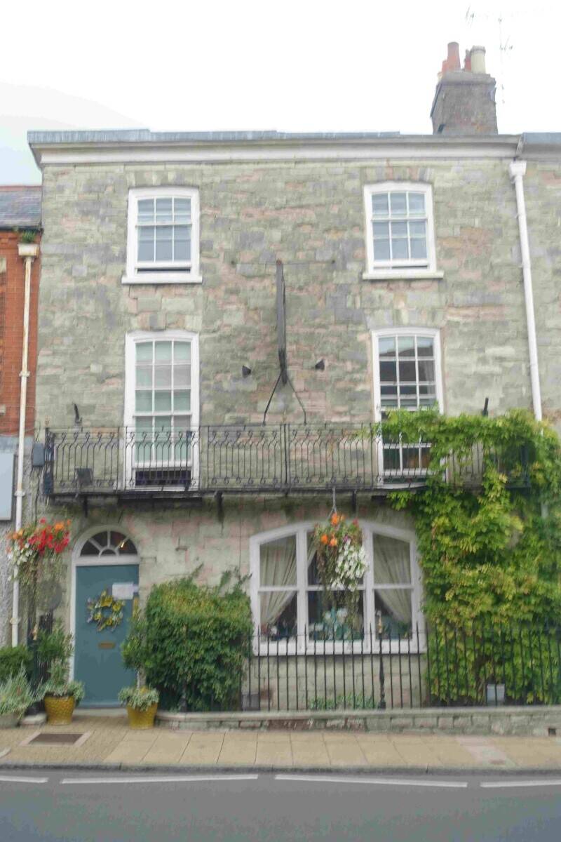 Handsome 18th Century High Quality Guest House in County Town of Dorchester Photo 1