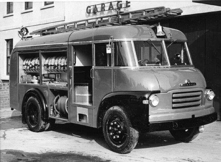 1955 Bedford Coffee Truck – Professionally Restored, One-of-a-Kind Conversion