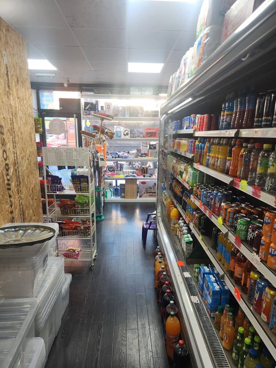National market and pound shop Photo 1