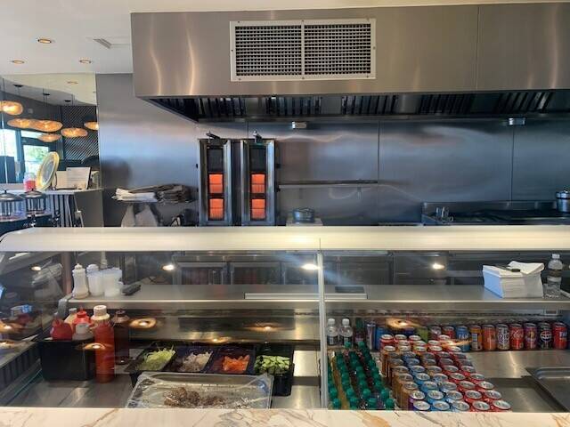 Amazing restaurant and takeaway for sale.  Popular with Celebs. Personal reasons force sale. Photo 1