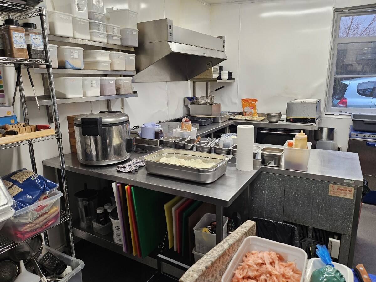 Fully equipped restaurant- Lease assignment