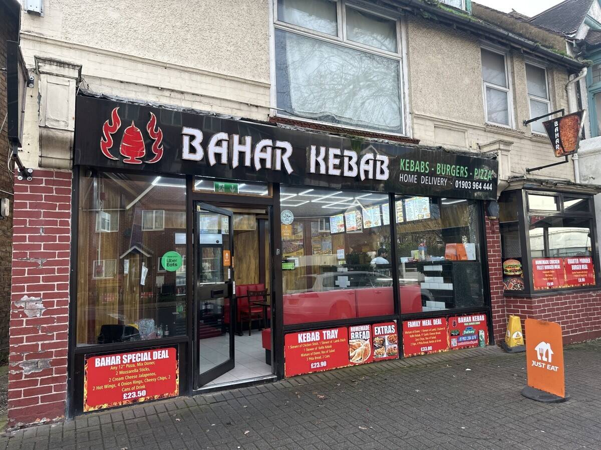 Kebab shop for sale in prime location Worthing West Sussex. Photo 1