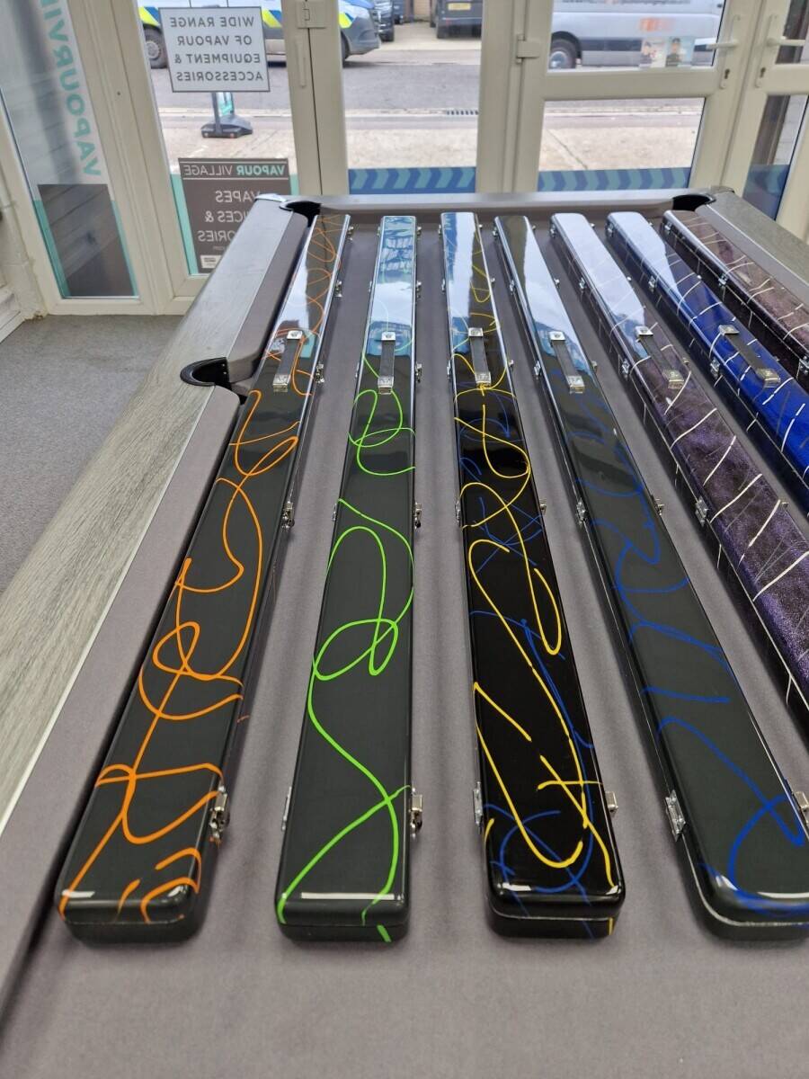 Handcrafted Fibreglass Cue Cases Manufactoring