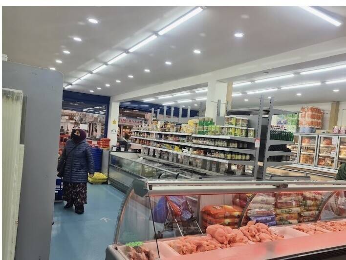 Grocery shop for sale in Queens market upton park  Photo 1