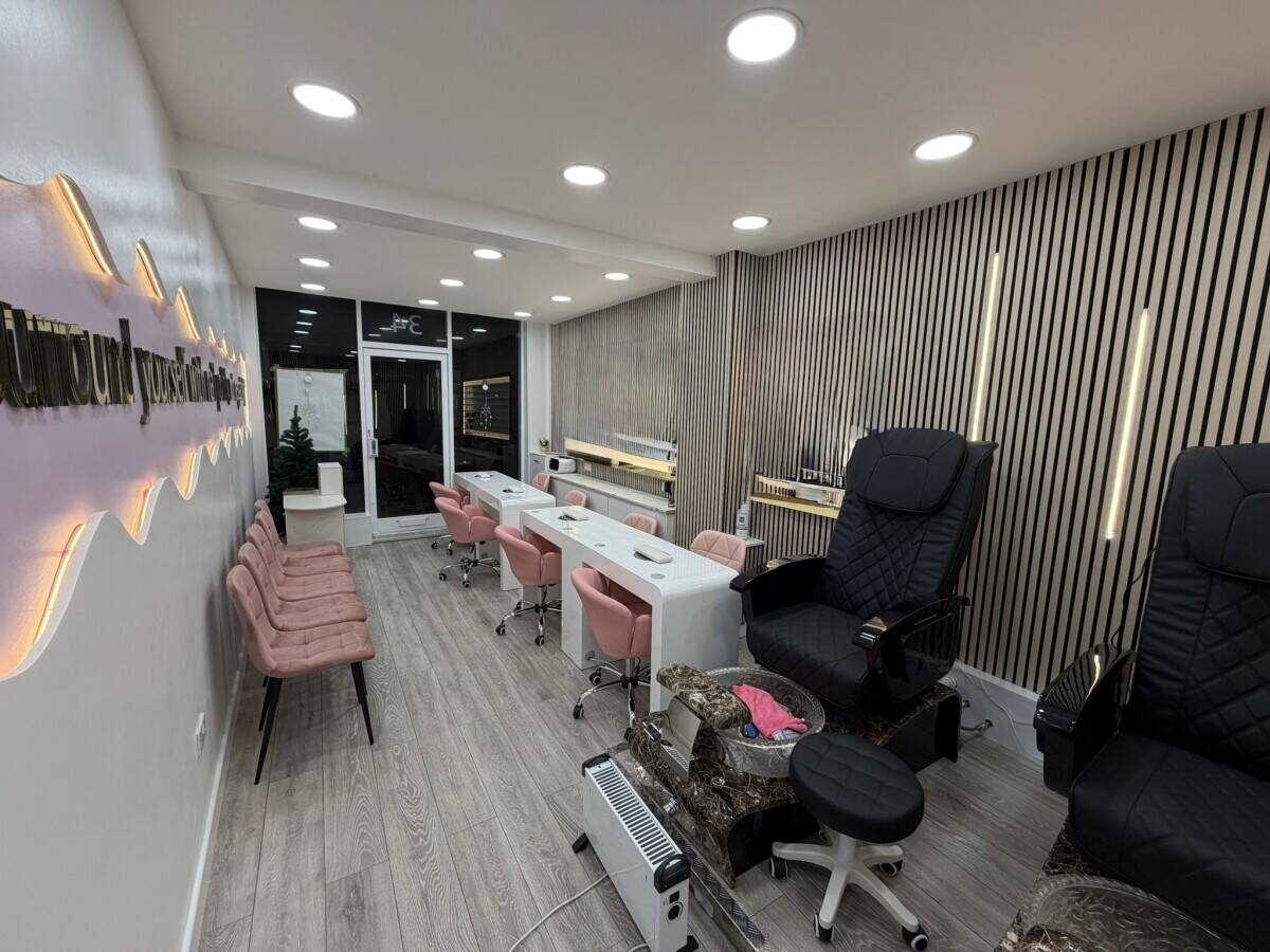NAIL SALON BUSINESS IN BRIGHTON Photo 1