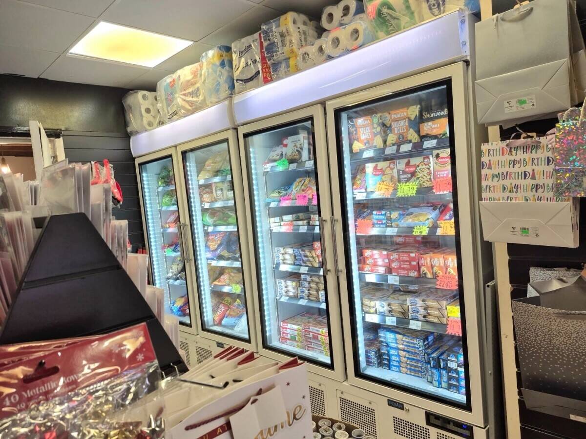 Profitable off licence with accommodation in Birmingham for sale Photo 1