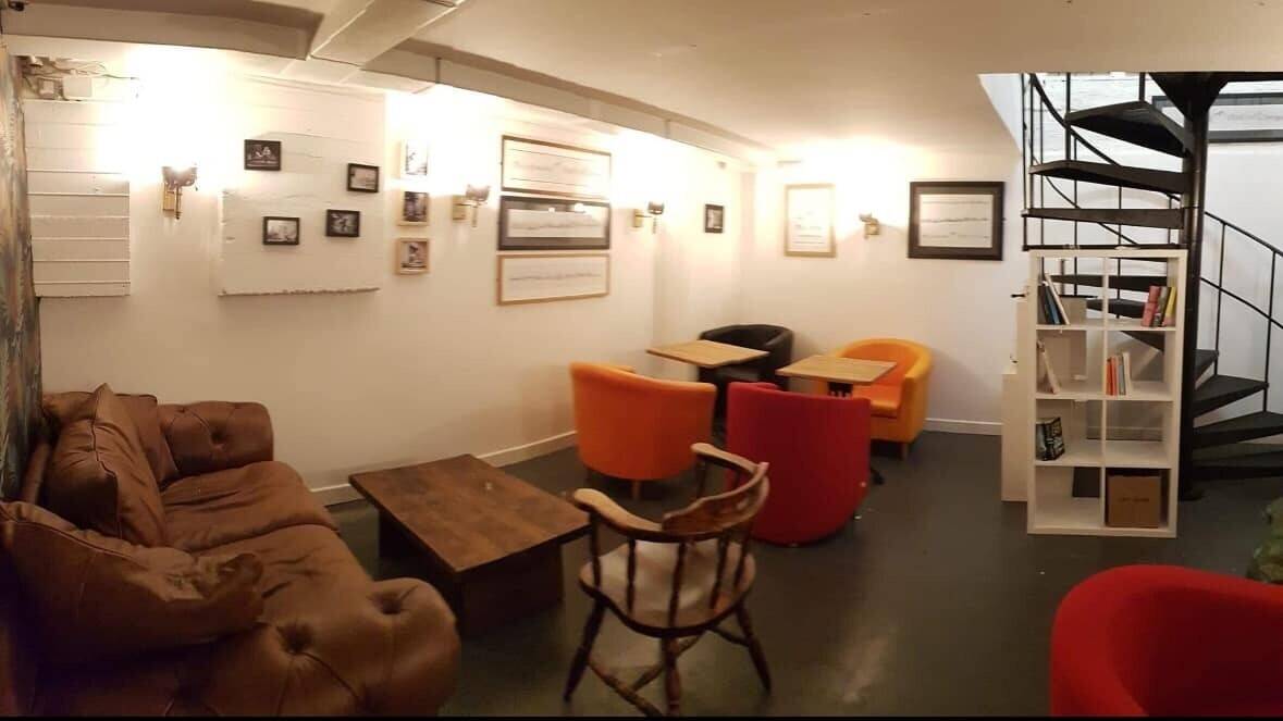 Business For sale. A very busy cafe.  Open to offers..2 floor Cafe for Sale in York City Centre Photo 2
