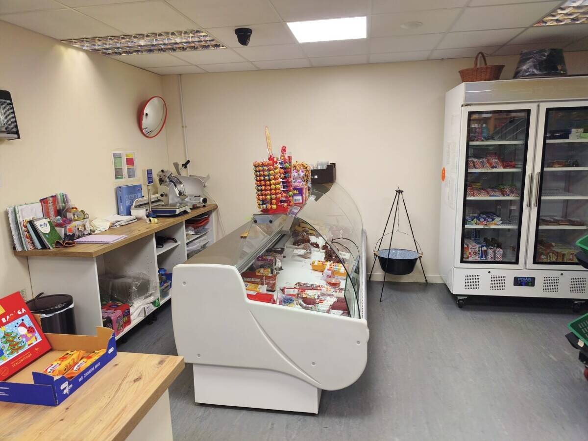 Established Eastern European grocery shop offered for sale as a going concern Photo 2