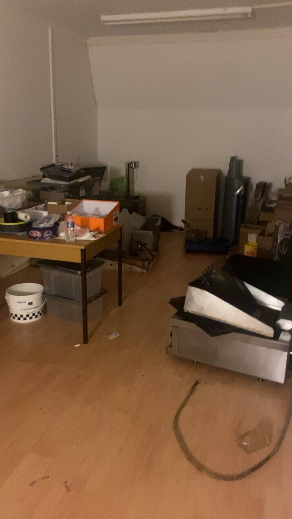 Fast Food Dark Kitchen Photo 2