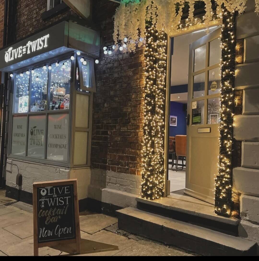 Cocktail bar for sale in Guisborough High Street