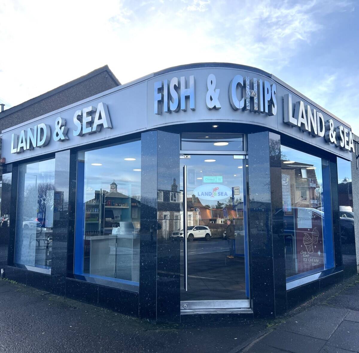 Very Well Presented Traditional Freehold Fish and Chip shop (ref 1802) Photo 1