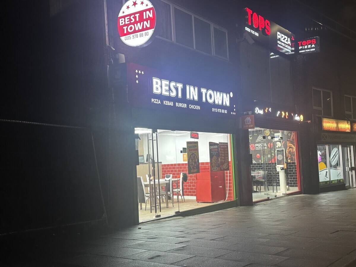 Fast food restaurant for sale in the heart of Nottingham with 4 bed flat