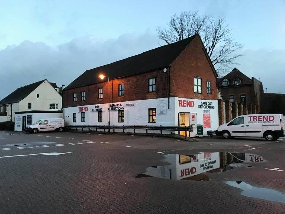 On site dry cleaning business or excellent retail unit for sale in Godalming,Surrey Photo 1