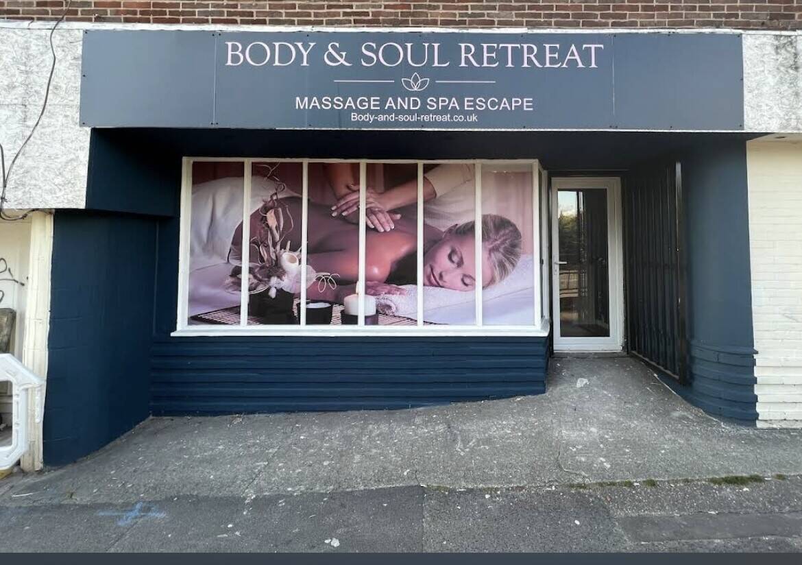 Massage Parlour in Stretford Photo 2