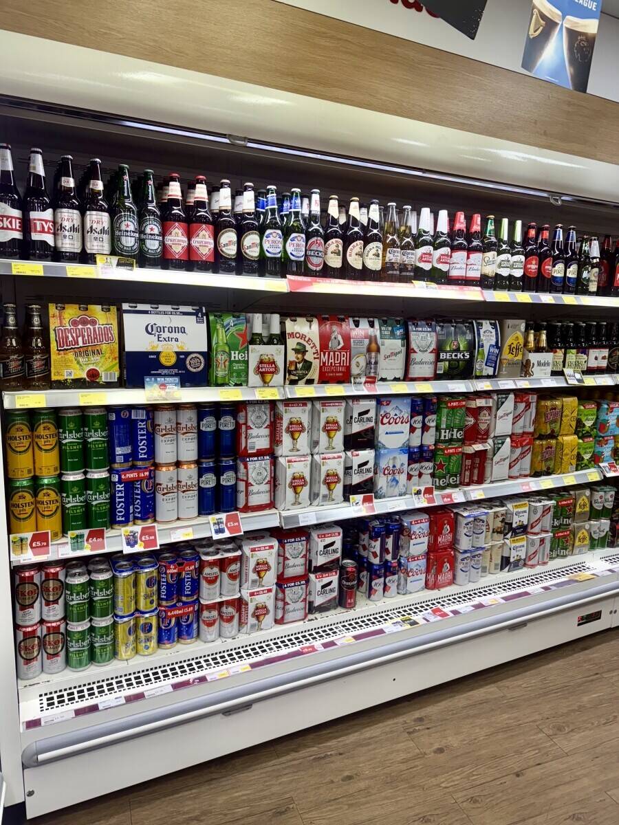 Busy off licence shop for sale