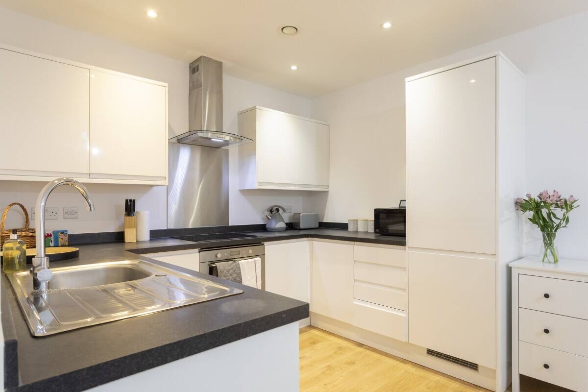 Serviced Accommodation Units near Gatwick Airport - Established Client Base