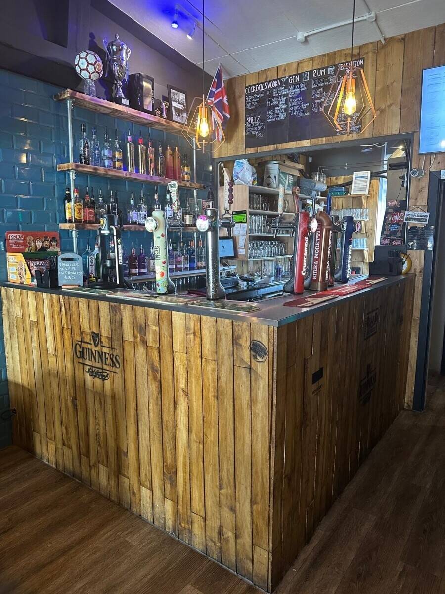 Sports Bar for Sale in Bamber Bridge Photo 1