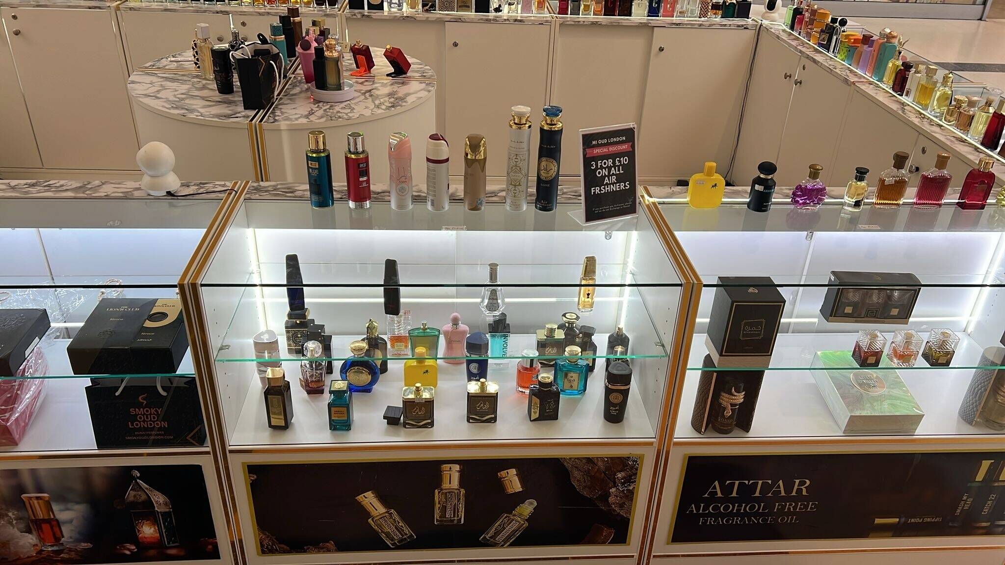 Dubai Perfume Kiosk For Sale Photo 1