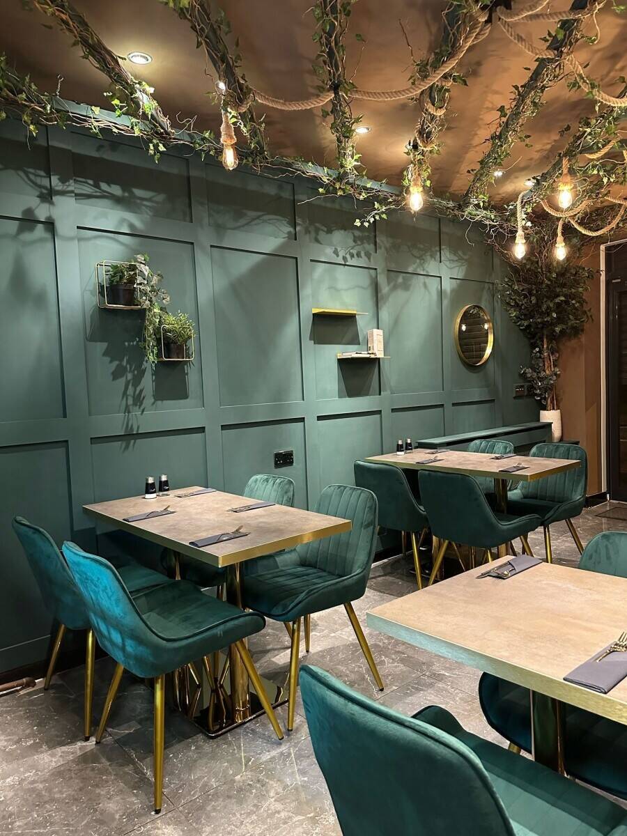 Cafe for sale Rochdale ol16 2Lj Photo 1