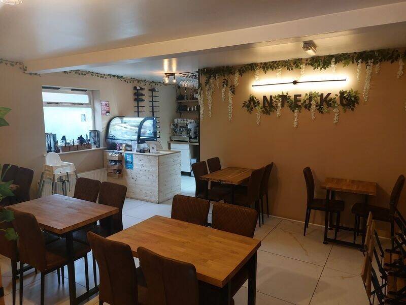 Cafe and Tea Rooms For Sale in Copmanthorpe, York. Photo 1
