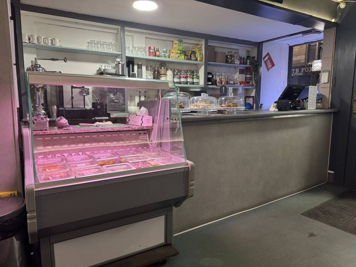 Well established Cafe/Takeaway & Delivery business for sale in Glasgow Southside.