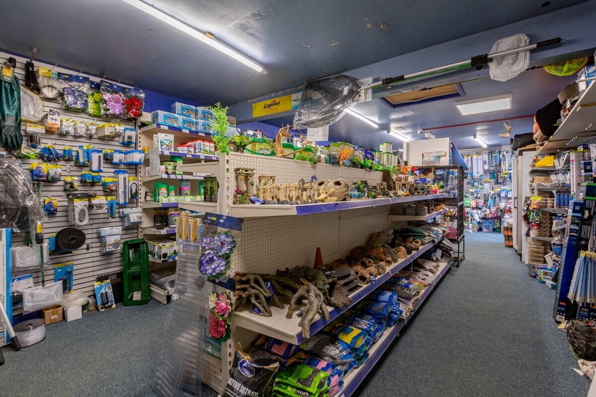 Established Aquatic and Pet Business with 4 bed Home North Yorkshire