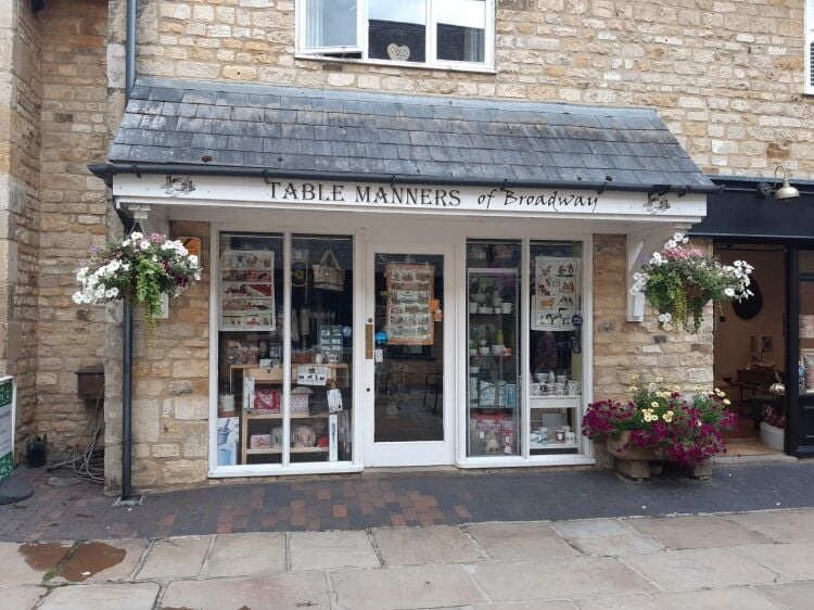 Established Homeware & Gift Retailer In Broadway Established Homeware & Gift Retailer In Broadway