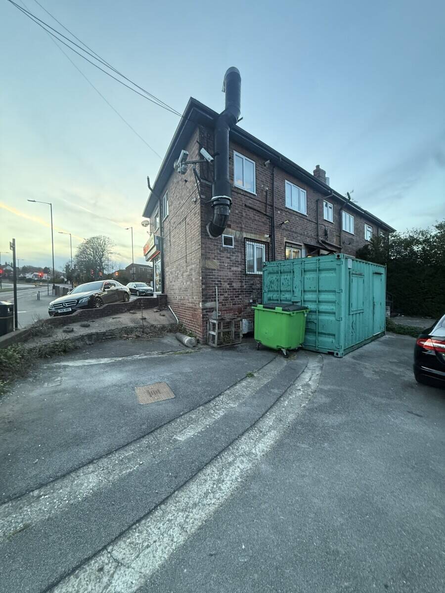 Italian takeaway for sell with high potential