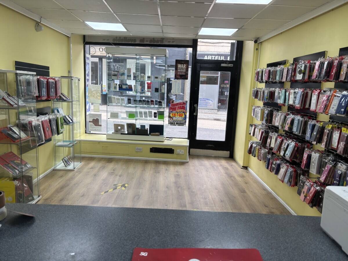 Mobile phone repair shop