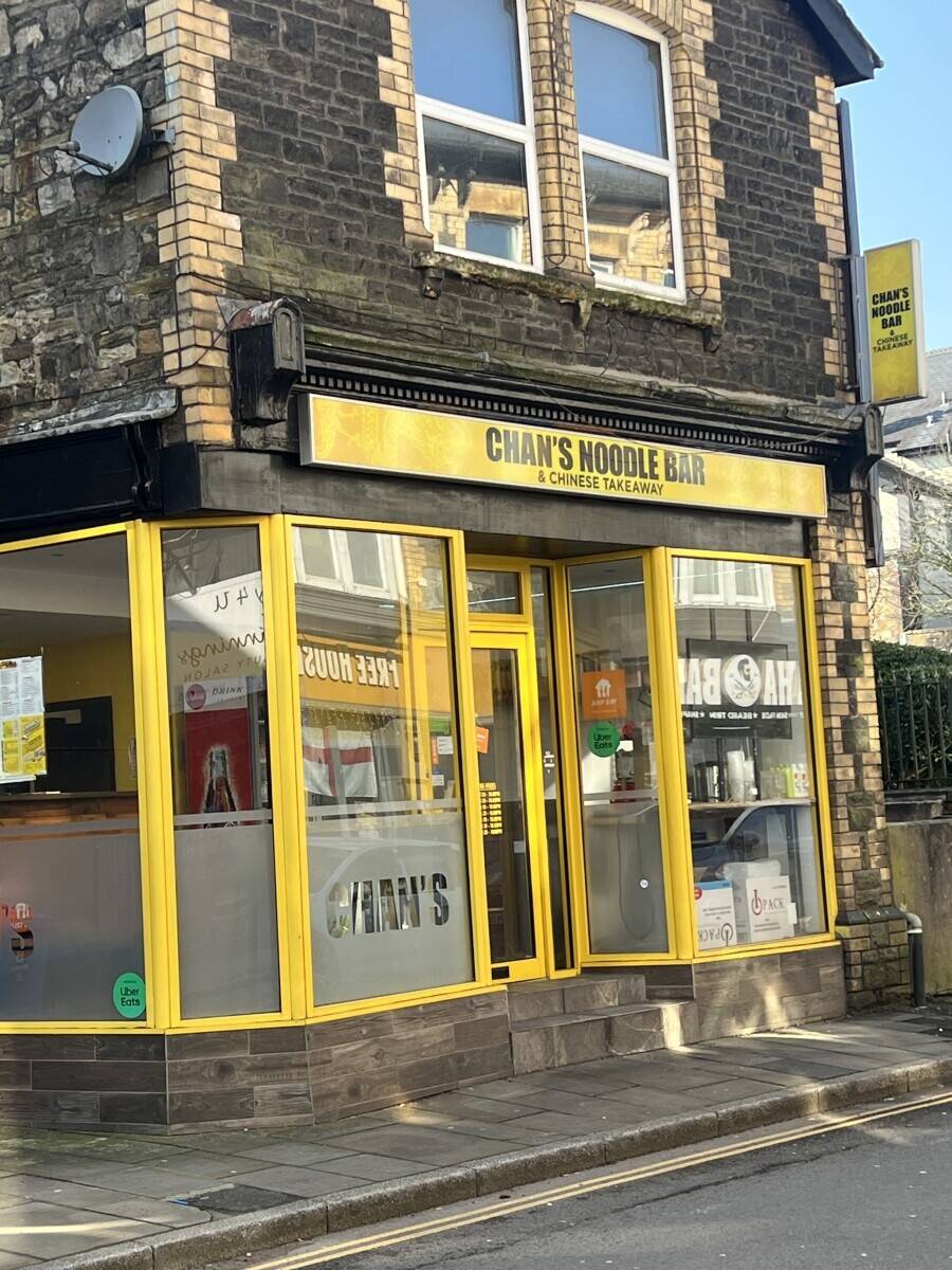 Noodle bar/chinese takeaway