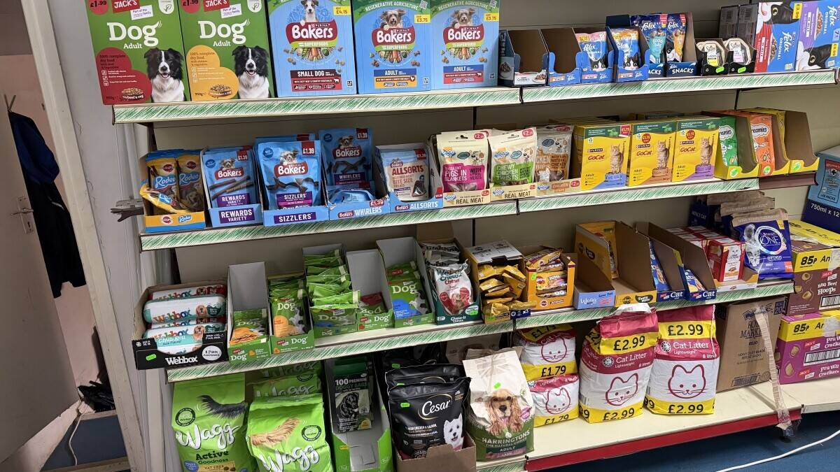 Convenience store for sale in Norwich