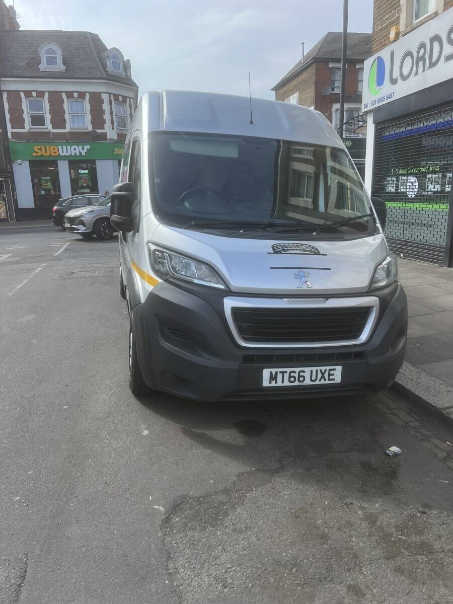 Mobile tyre fitting service Photo 1