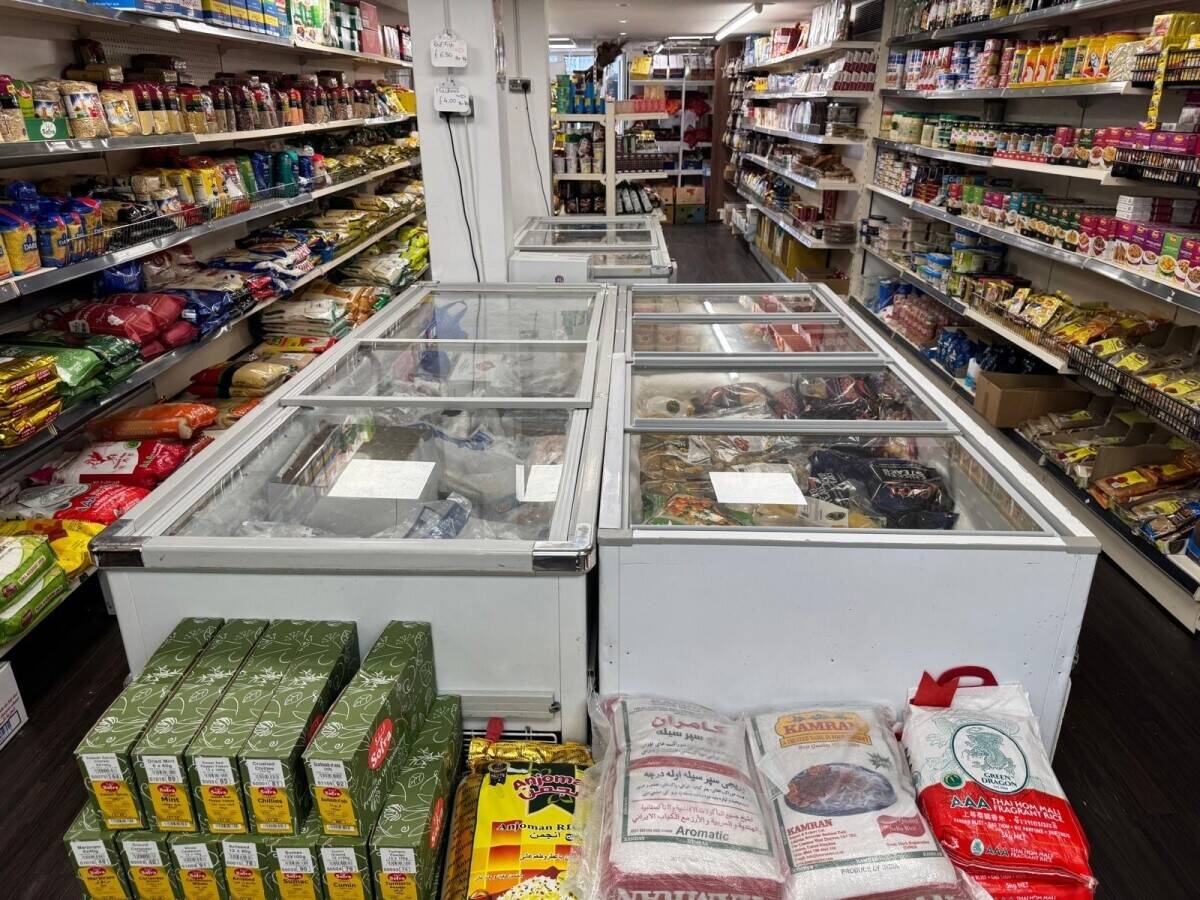 Grocery shop for sale with Halal Butchers Photo 2