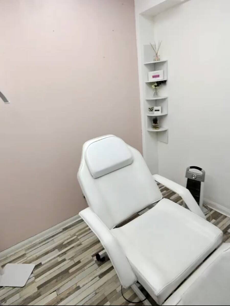 Beauty & Hair salon for women and nails 
