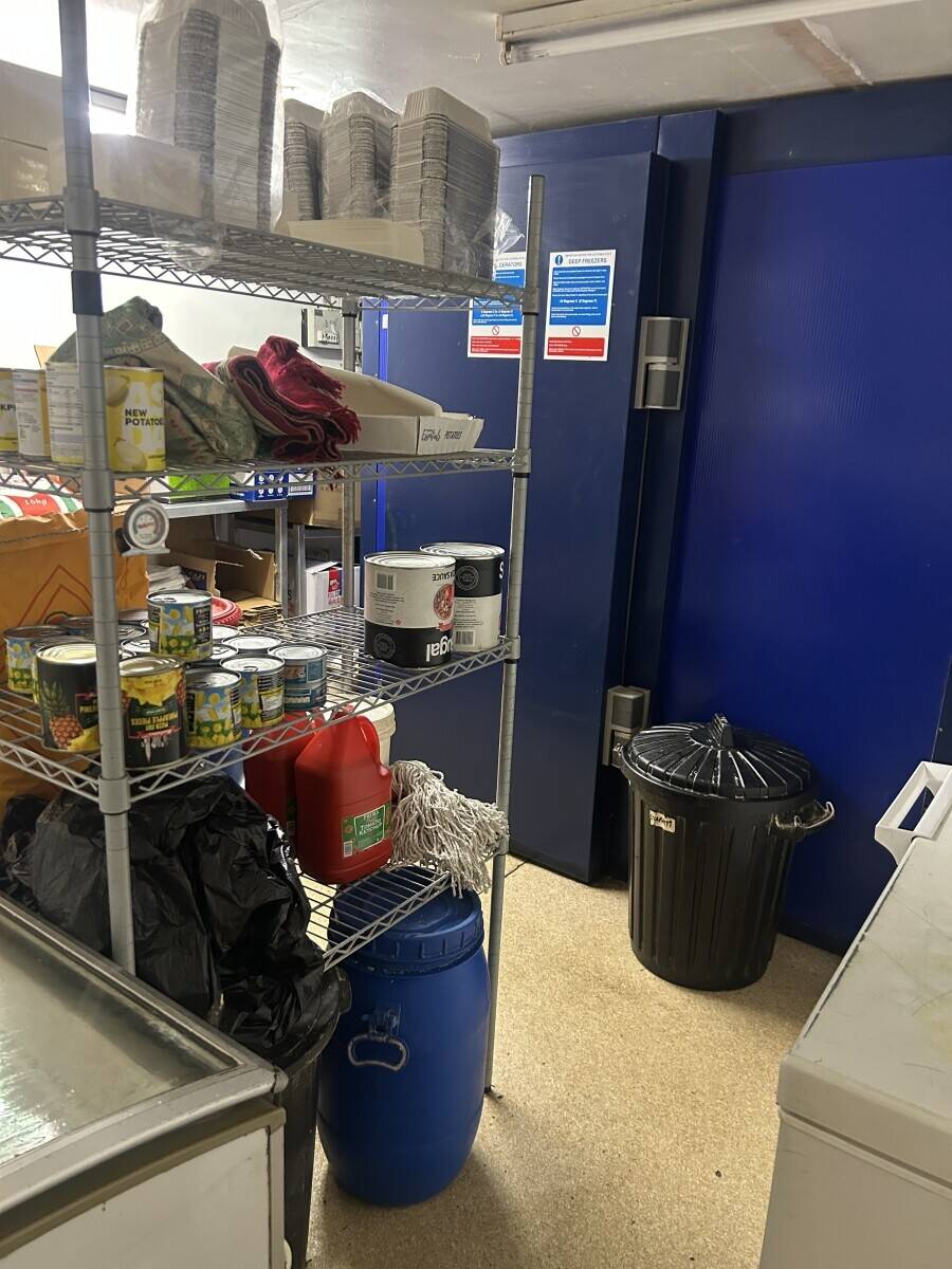 Fastfood Takeaway Business for sale in Leeds West Yorkshire Photo 2