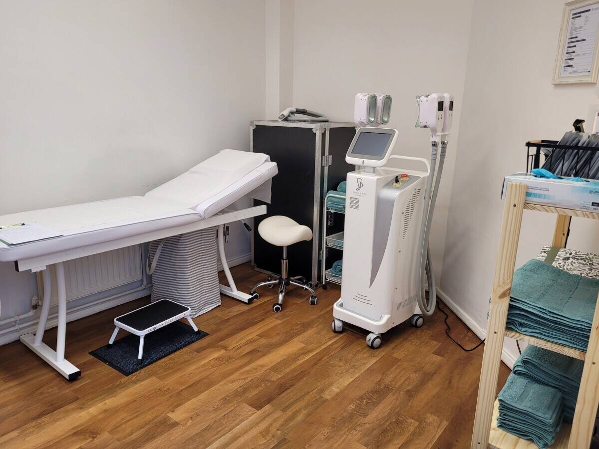 Small body sculpting studio for sale North Leeds