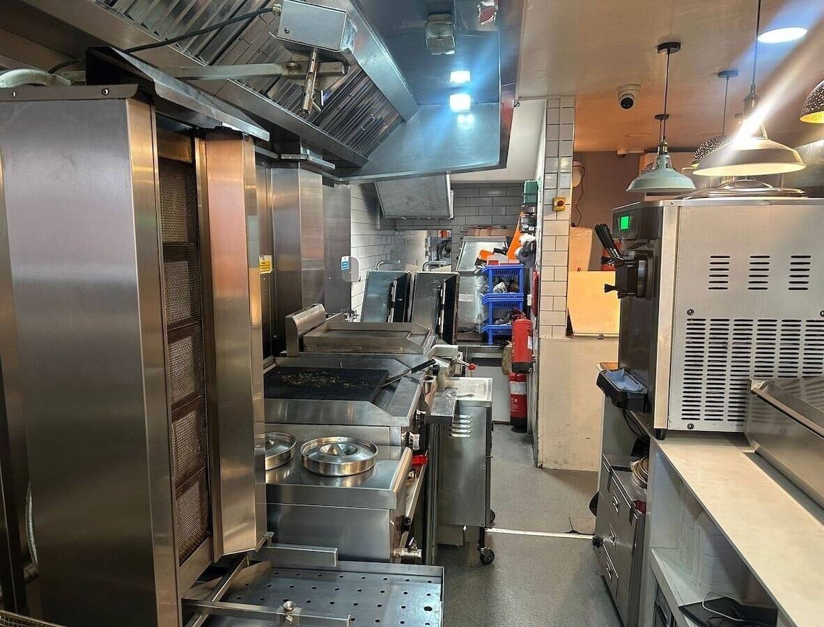 Grilled Chicken Takeaway For Sale in Hackney Grilled Chicken Takeaway For Sale in Hackney
