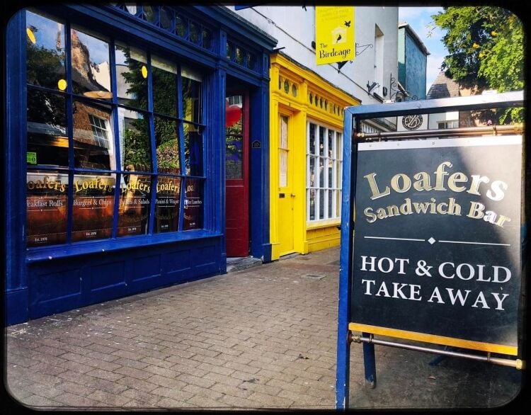 SANDWICH BAR/FOOD TO GO plus OUTSIDE CATERING with ACCOMMODATION Photo 1