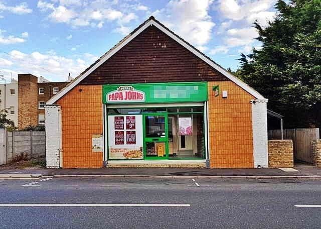 Former Detached Pizza Takeaway closed Since February 2024 for Sale Former Detached Pizza Takeaway closed Since February 2024 for Sale